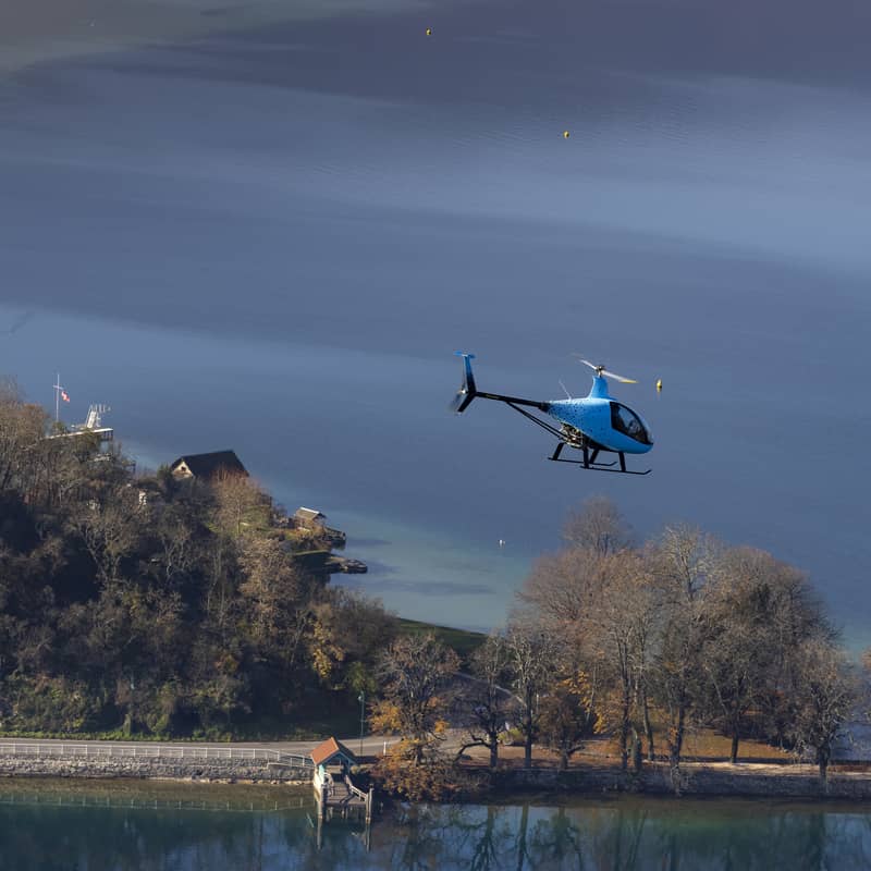 Baptême de l'air en hélicoptère Lac des Alpes - Annecy - Mont-Blanc